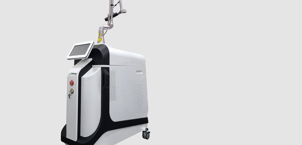 intros Gerät Pico:premium Pikosekundenlaser